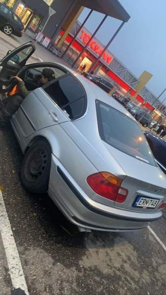 BMW 320 Лохья - изображение 3