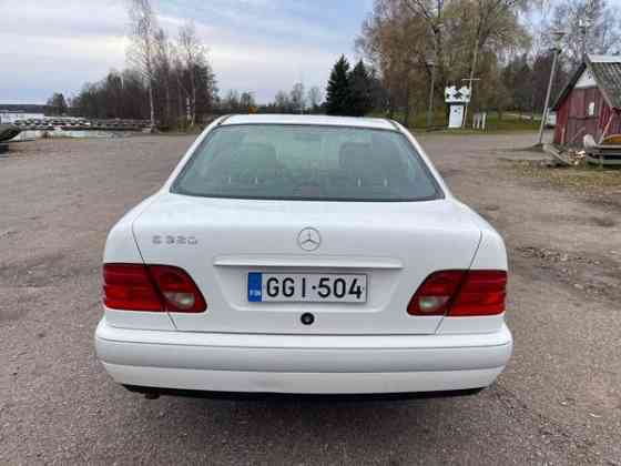 Mercedes-Benz E Вантаа