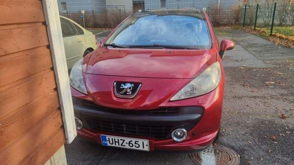 Peugeot 207 Jaervenpaeae - photo 1