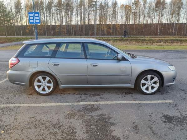 Subaru Legacy Kontiolahti - valokuva 3