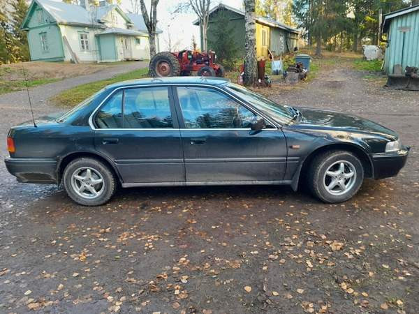 Honda Accord Varkaus - valokuva 6