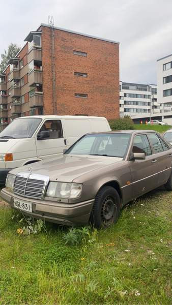 Mercedes-Benz 300 Ranua - valokuva 1