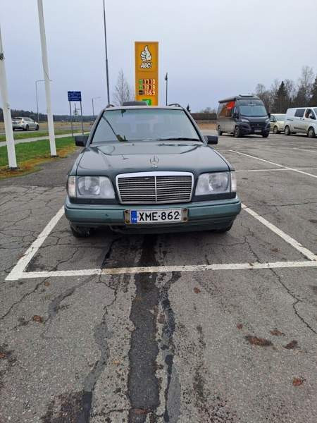 Mercedes-Benz 230 Russia – foto 2