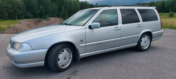 Volvo V70 Nummela - photo 2