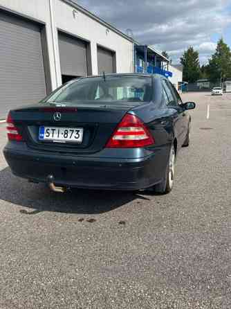 Mercedes-Benz 220 Hausjärvi