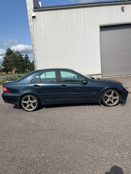 Mercedes-Benz 220 Hausjärvi – foto 3