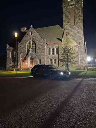 Mercedes-Benz E Raahe