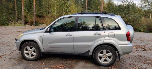 Toyota RAV4 Äänekoski - valokuva 3