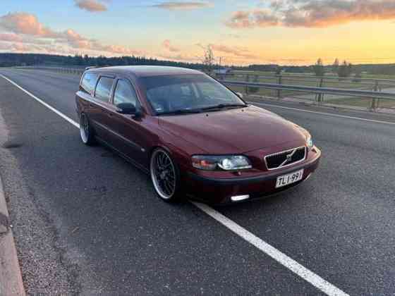 Volvo V70 Саров