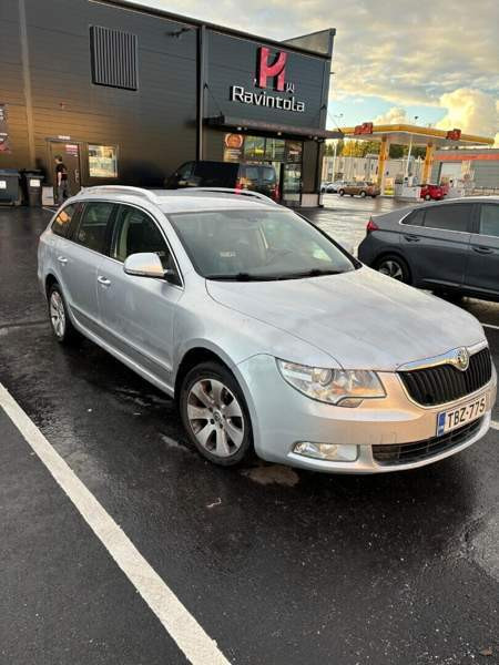 Skoda Superb Райсио - изображение 2
