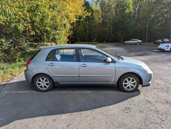 Toyota Corolla Tampere - valokuva 4