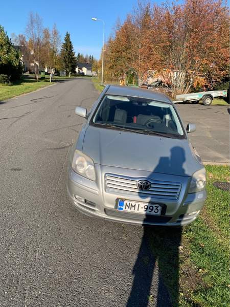 Toyota Avensis Торнио - изображение 3
