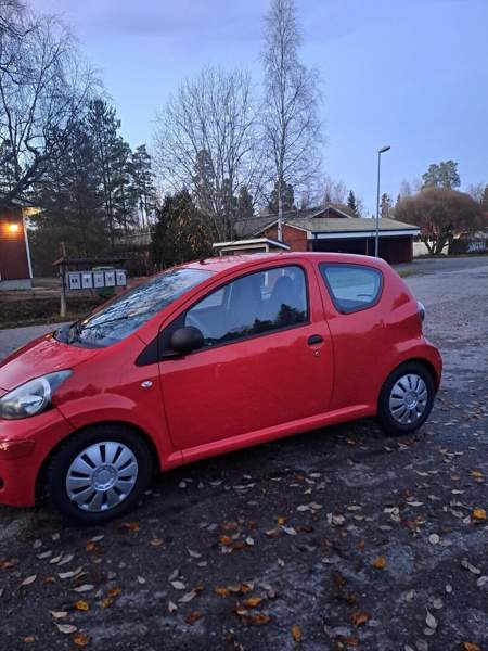 Toyota Aygo Vantaa - valokuva 4