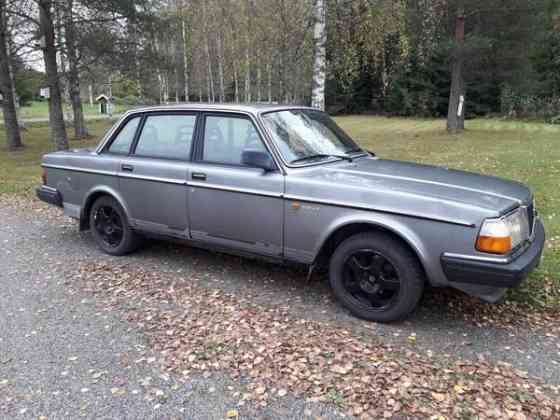 Volvo 244 Maentsaelae