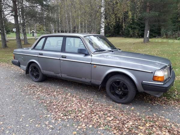 Volvo 244 Mäntsälä - valokuva 3