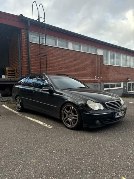 Mercedes-Benz C Helsinki - valokuva 8