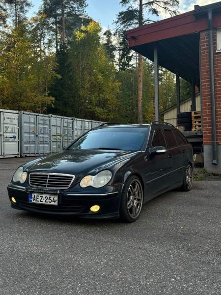 Mercedes-Benz C Helsinki - valokuva 1