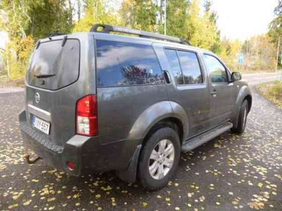 Nissan Pathfinder Tuusula