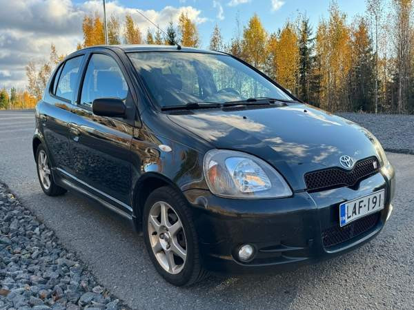 Toyota Yaris Tampere - valokuva 3