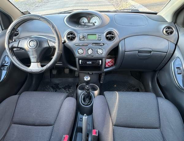 Toyota Yaris Tampere - valokuva 8