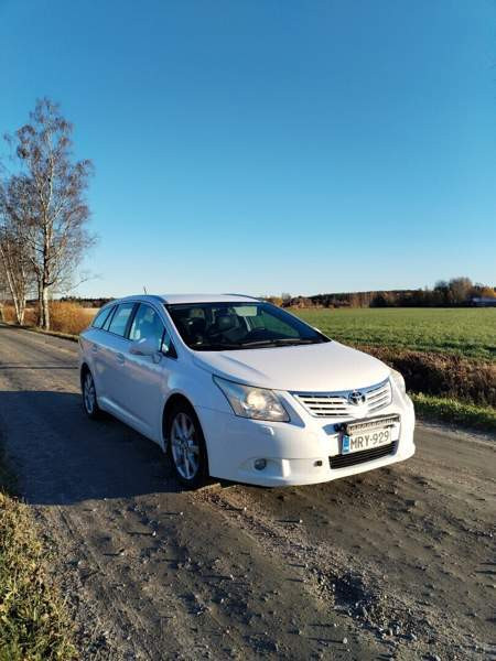 Toyota Avensis Kauhajoki - valokuva 1