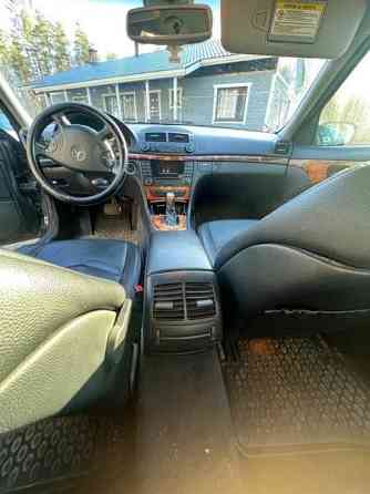 Mercedes-Benz E Kinnula