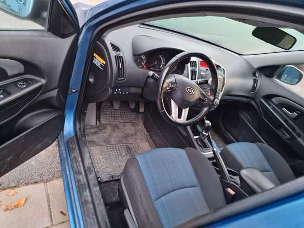 Kia Ceed Sauvo - photo 1