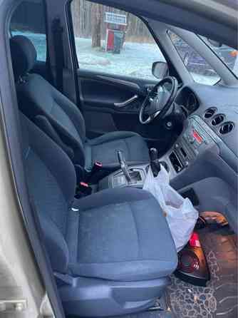 Ford Galaxy Uurainen