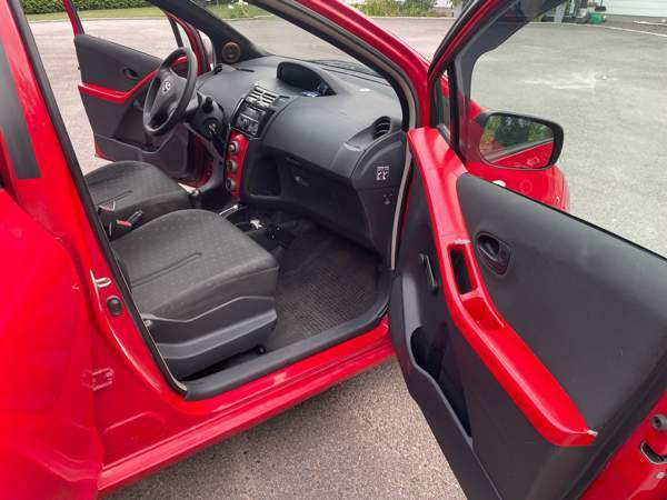 Toyota Yaris Espoo - photo 5