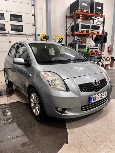 Toyota Yaris Kerava - valokuva 2