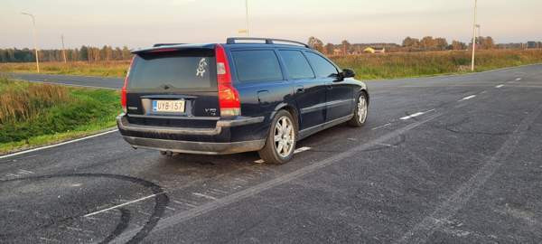 Volvo V70 Muhos - photo 2