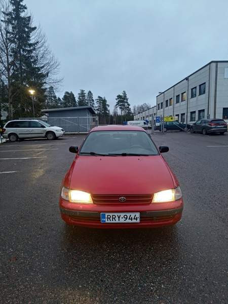 Toyota Carina E Riihimäki - valokuva 6