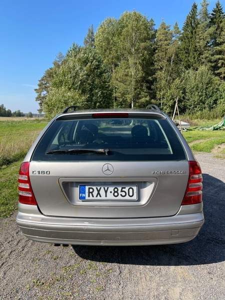 Mercedes-Benz C Lieto - valokuva 8