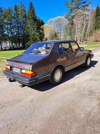 Saab 900 Glebychevo