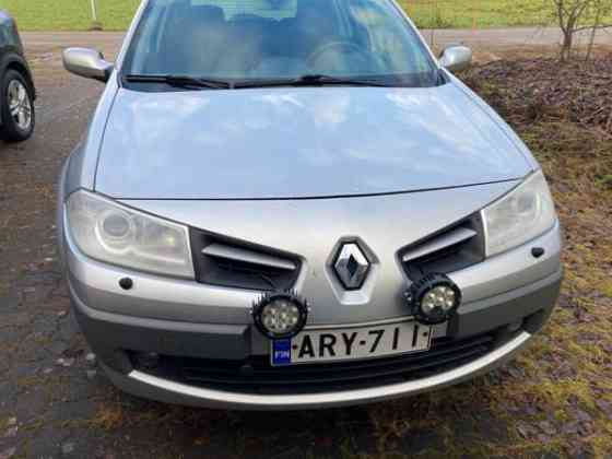 Renault Megane Лодейное Поле