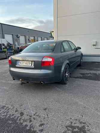 Audi A4 Jaervenpaeae