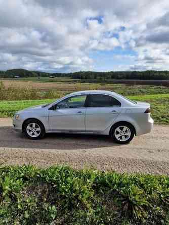 Mitsubishi Lancer Piikkiö