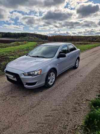 Mitsubishi Lancer Piikkiö