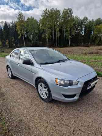 Mitsubishi Lancer Piikkiö