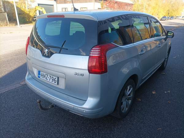 Peugeot 5008 Glebychevo - photo 8