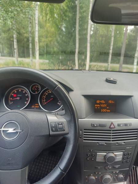 Opel Astra Rovaniemi - valokuva 5
