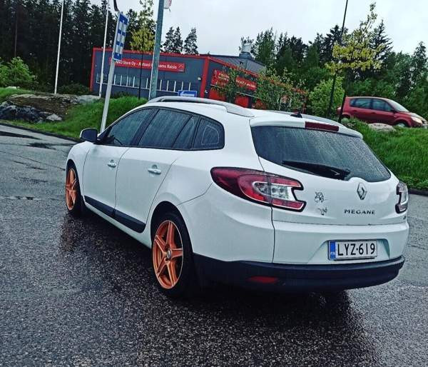 Renault Megane Райсио - изображение 1