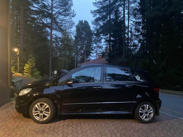 Mercedes-Benz B Tampere - valokuva 7