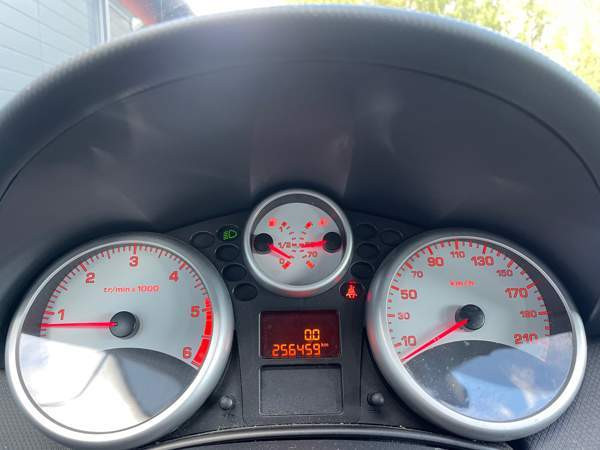 Peugeot 207 Тампере - изображение 6