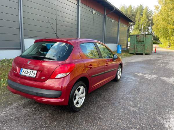 Peugeot 207 Тампере - изображение 4