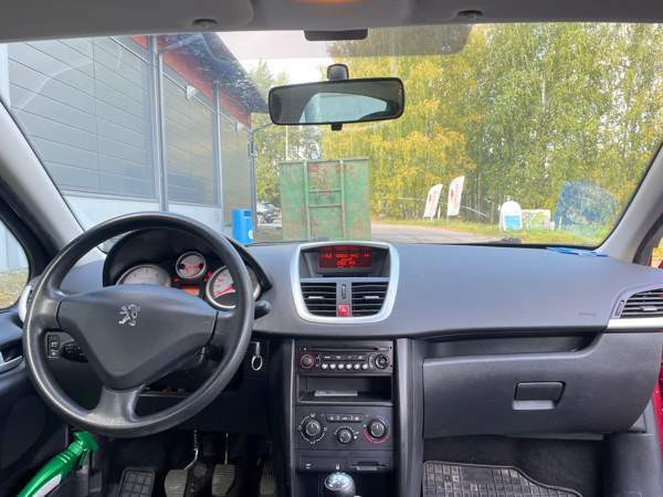 Peugeot 207 Тампере - изображение 5