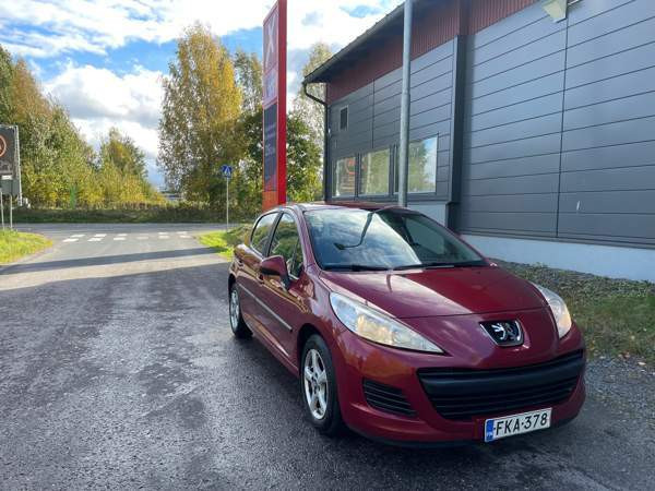 Peugeot 207 Тампере - изображение 2
