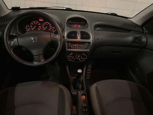Peugeot 206 Espoo - valokuva 5