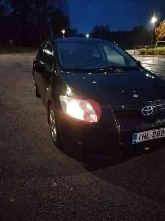 Toyota Auris Maentsaelae
