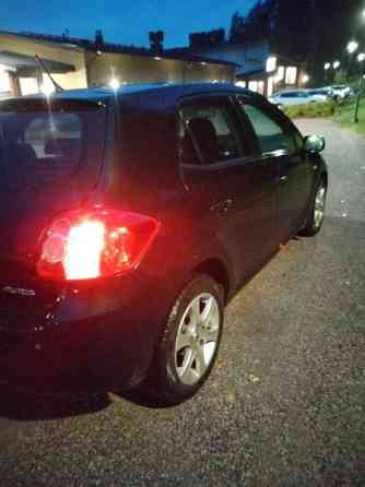Toyota Auris Maentsaelae